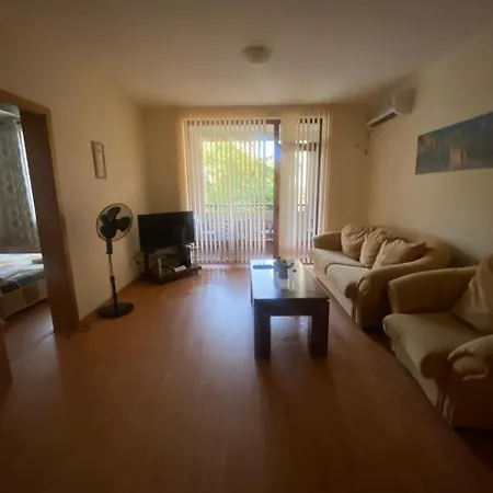 Appartement Lavish, Poolside 2 Bed At Garden Of Eden