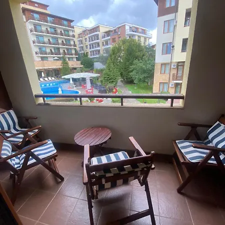 Lavish, Poolside 2 Bed At Garden Of Eden * 圣弗拉斯